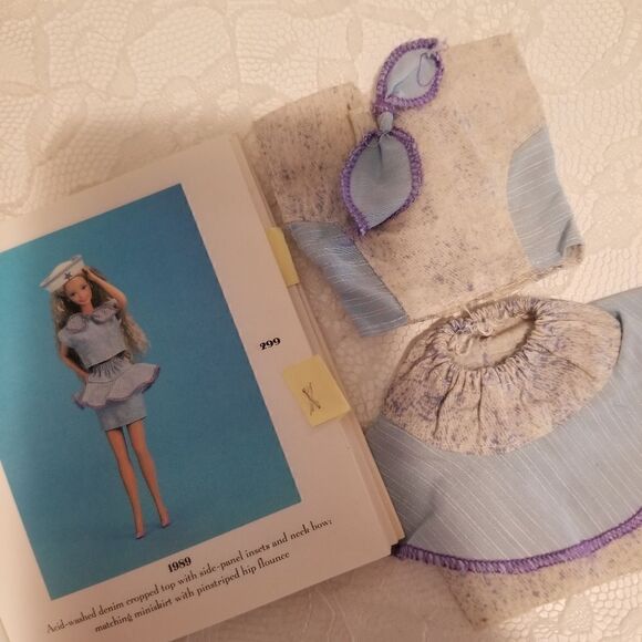 Barbies   - Picture 3 of 4